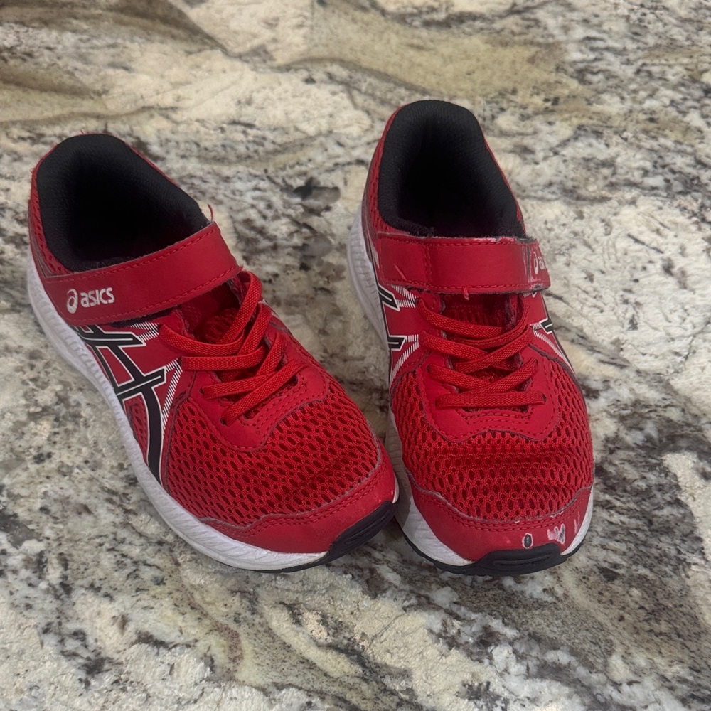 Kids ASICS Contend 7 Sneakers